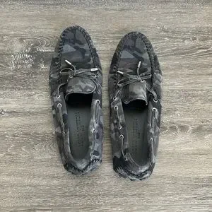 LouisVuitton Camouflage Print Suede Arizona Loafer Louis Vuitton Grey Camouflage Print Suede Arizona Slip On  main image 4